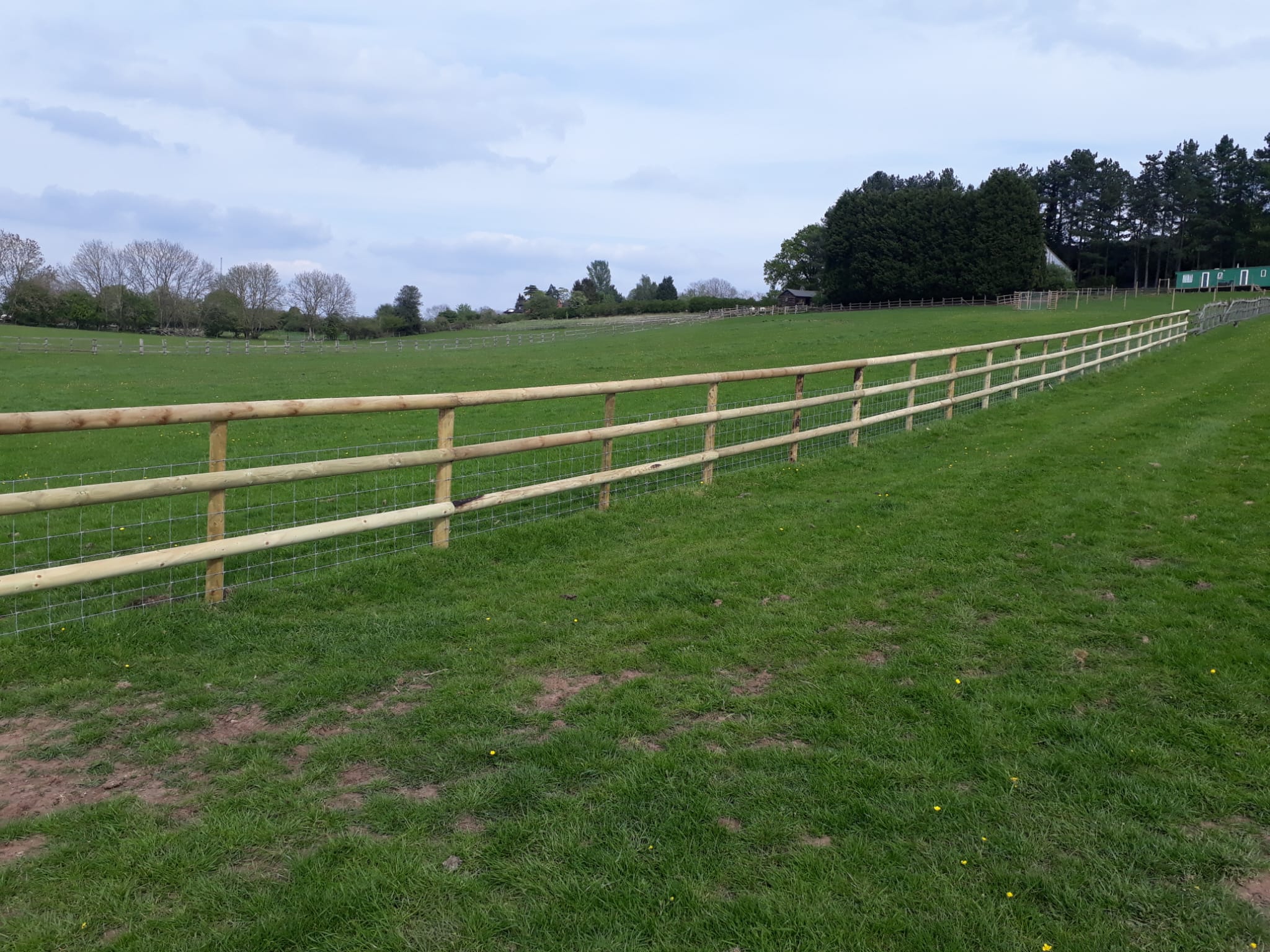 Post & rail, grassland